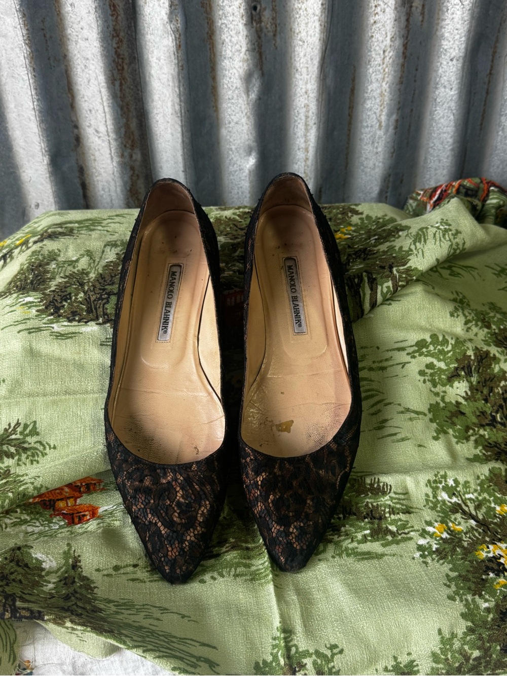 Manolo Blahnik Black Lace Cheetah Print Pointed-Toe Flats